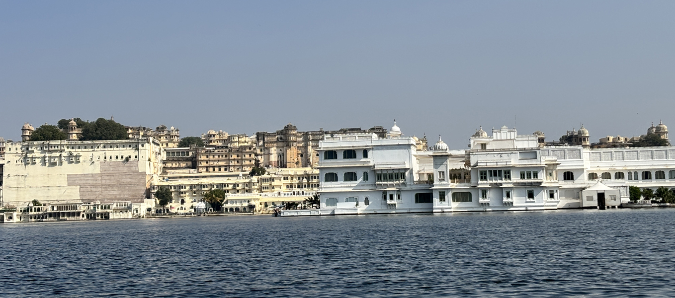 Best Taxi Udaipur