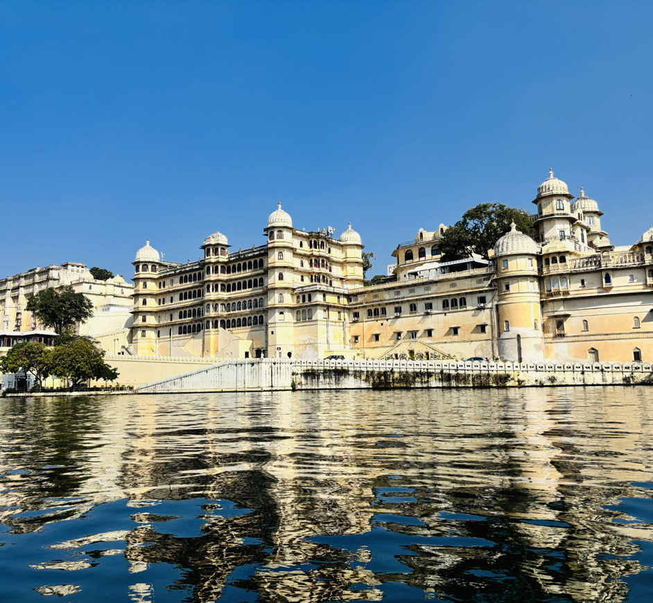 Best Taxi Udaipur