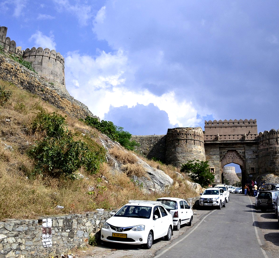 Best Taxi Udaipur
